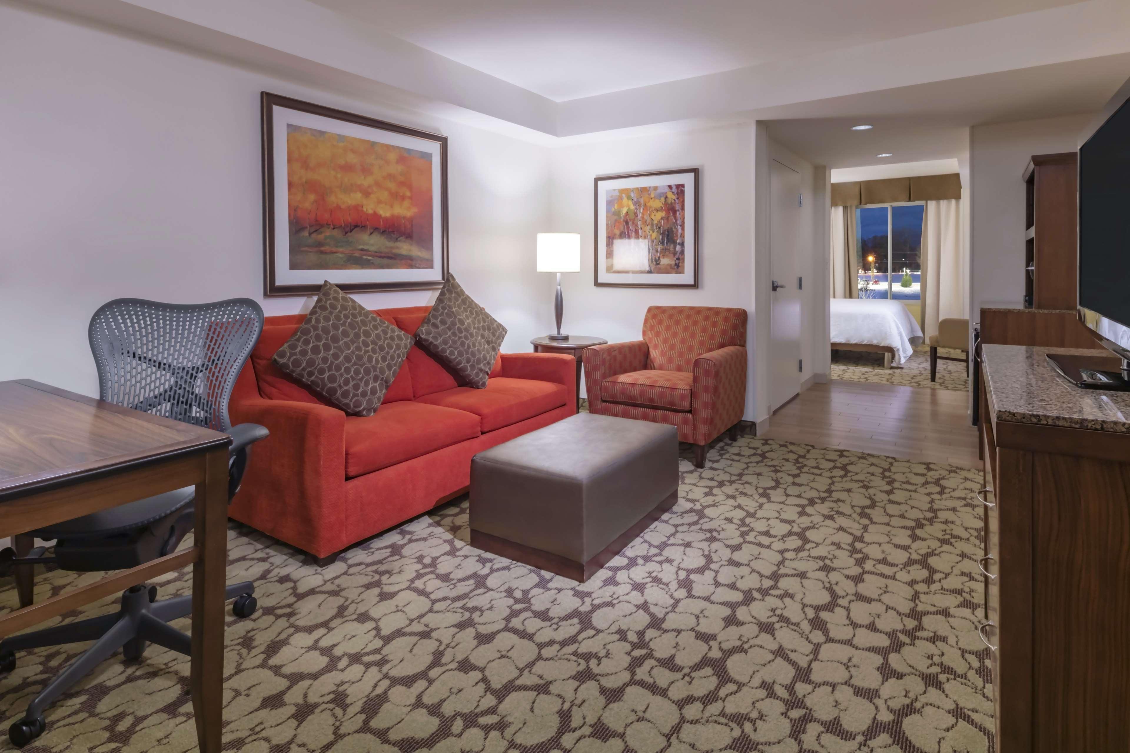 Hilton Garden Inn Devens Common Eksteriør bilde