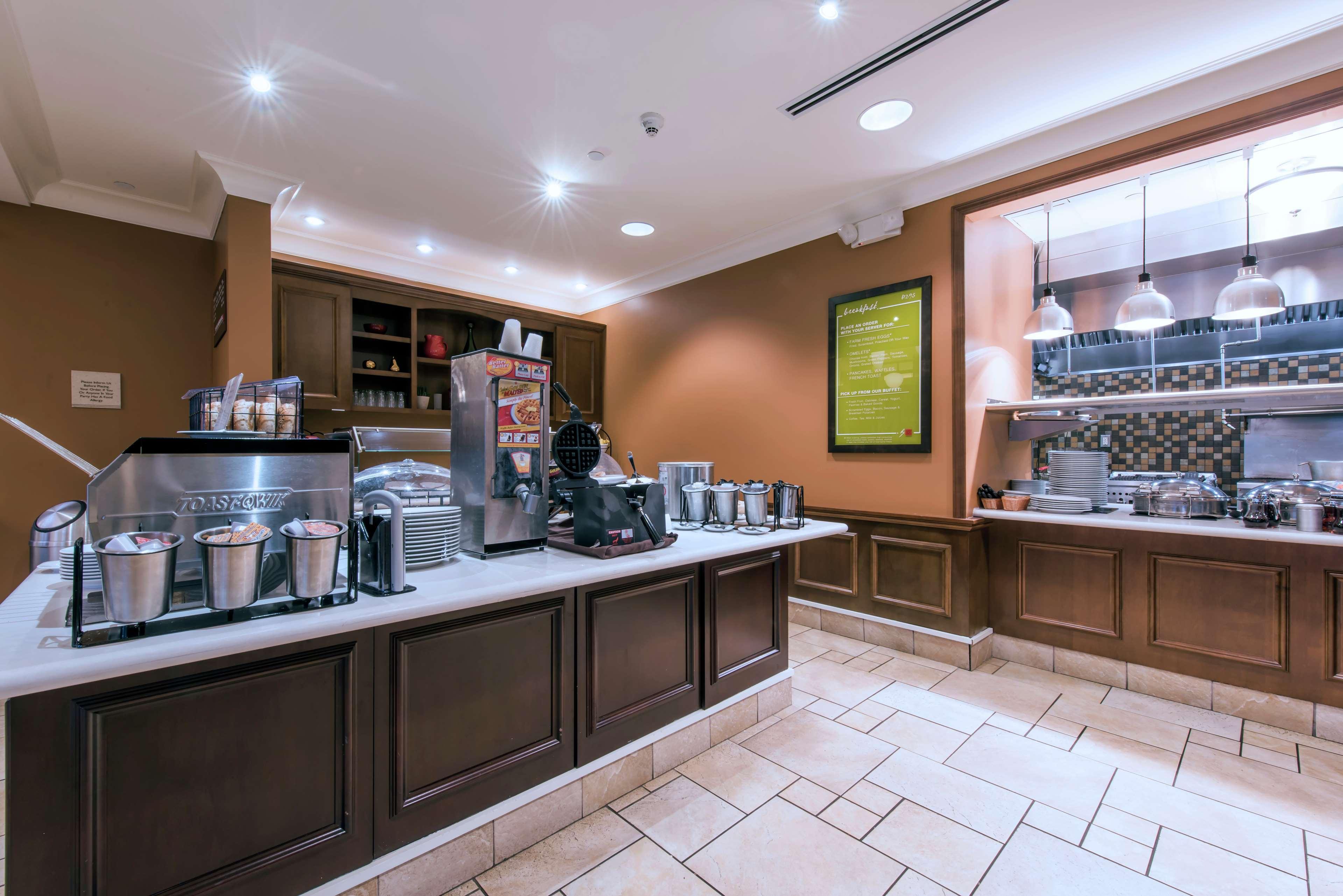 Hilton Garden Inn Devens Common Eksteriør bilde