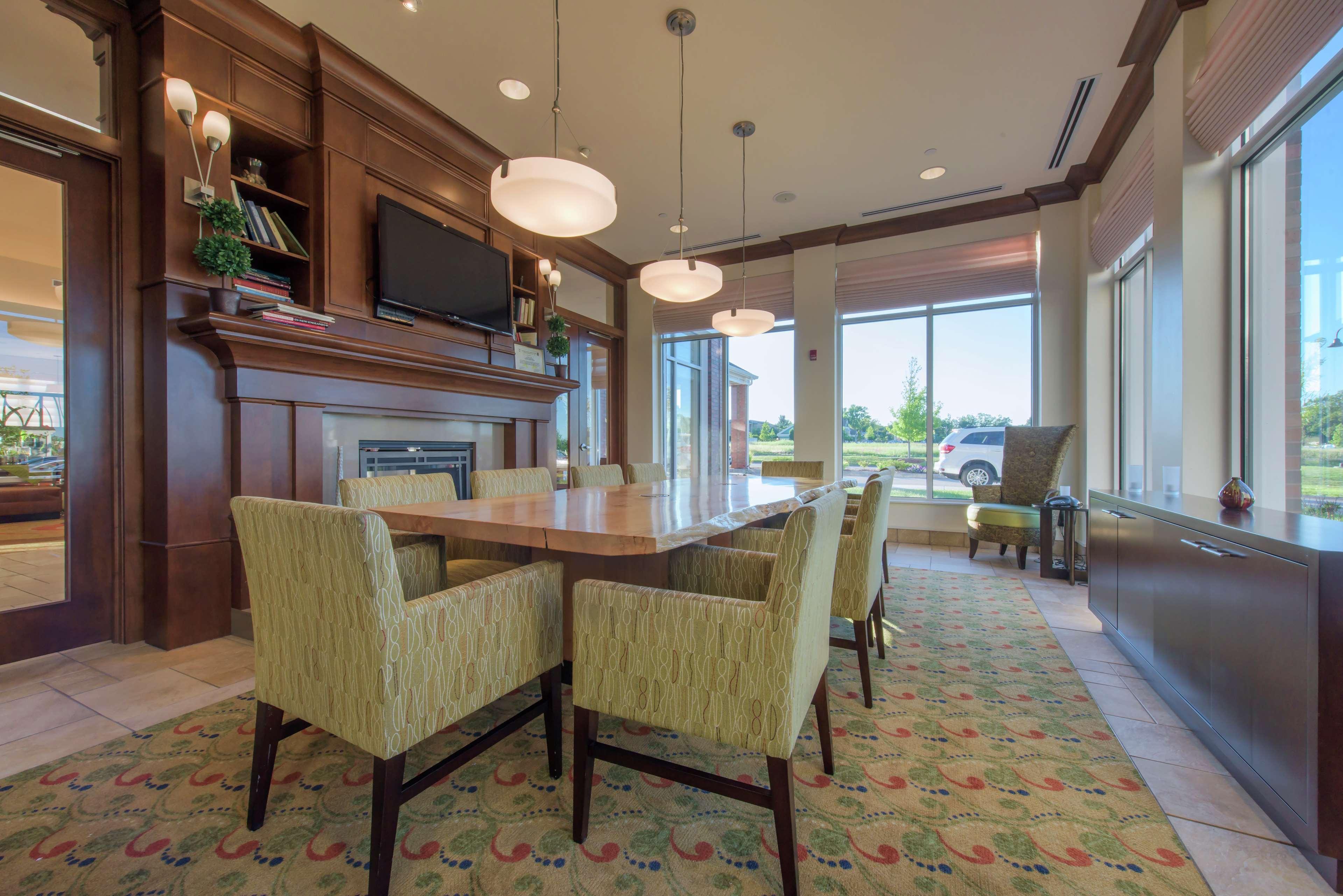 Hilton Garden Inn Devens Common Eksteriør bilde