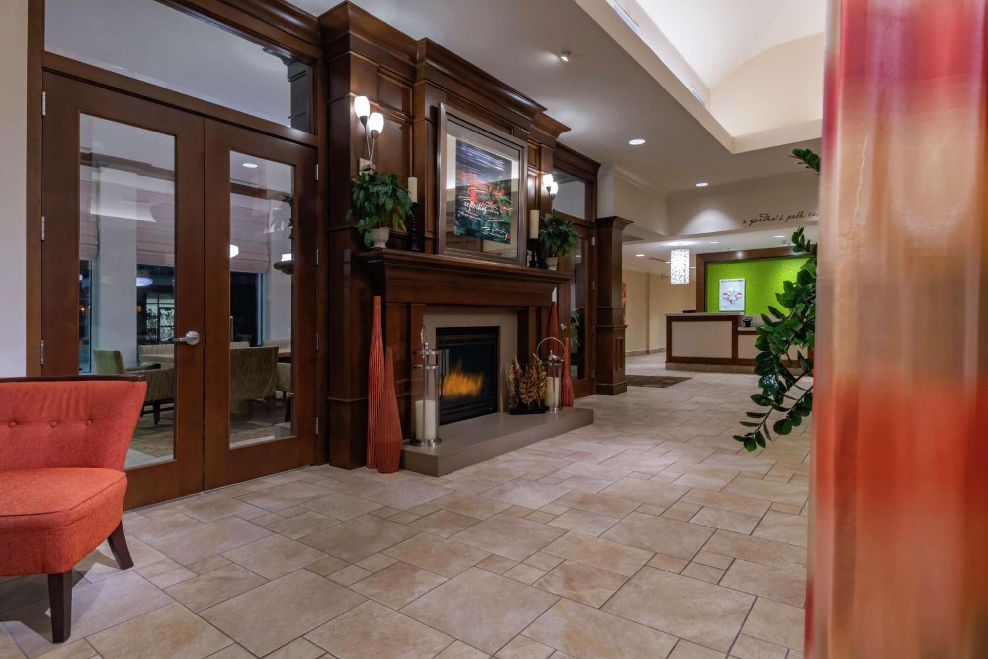Hilton Garden Inn Devens Common Eksteriør bilde