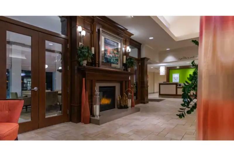 Hilton Garden Inn Devens Common Eksteriør bilde